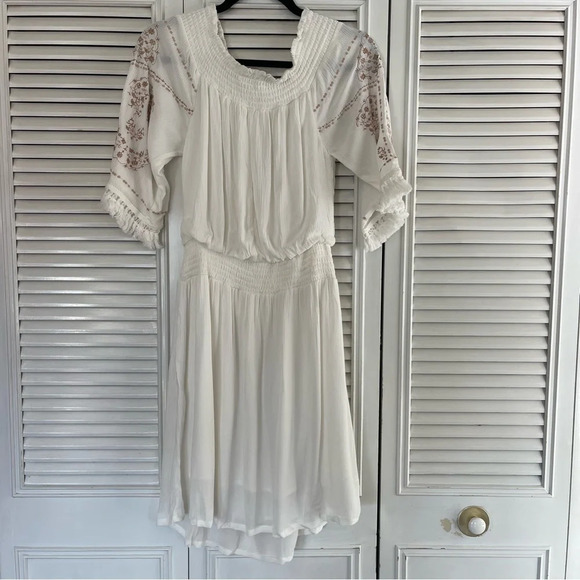 Xhilaration White Dress size Small - Picture 8 of 16
